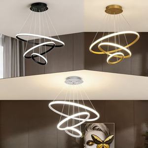 <span class=keywords><strong>Lampadario</strong></span> a Sospensione Moderno Decorativo per Soggiorno e Hotel, Nuovo Design a 3 Anelli, Lussuoso <span class=keywords><strong>Lampadario</strong></span> LED Rotondo Dorato - Product Image 2