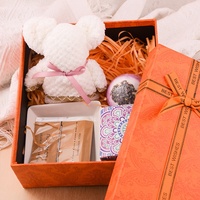 Coffret Cadeau Luxe pour Femme : Bougie Artisanale Végane en Cire de Soja Parfumée Orchidée et Jasmin – Idéal pour Diwali, Pâques, Ramadan