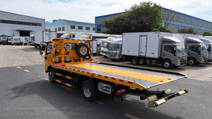 Dépanneuse à plateau plat Dongfeng 5 tonnes, <span class=keywords><strong>Camion</strong></span> de remorquage Dongfeng 5 tonnes (double plateau), <span class=keywords><strong>Camion</strong></span> de récupération routière Dongfeng 5 tonnes - Product Image 5