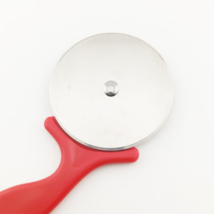 Red <b>Pizza</b> Cutter Stainless Steel Non Slip Handle Baking <b>Tool</b> For <b>Pizza</b> Cheese Cutting - Product Image 5
