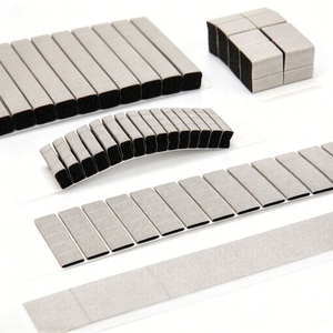 Bloques de Esponja Conductiva Recubierta de Plata con Adhesivo de Presión para Blindaje de Señales en Controladores de Motores de Alta Resistencia - Product Image 1