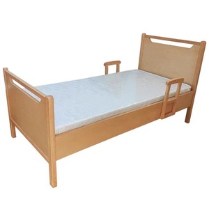 Cama Manual con Respaldo para Ancianos en Residencias, Estructura de Acero y Madera Sólida, Ajustable con Manivela, para Centros de Cuidado de Personas Mayores - Product Image 5