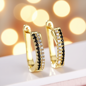 Orecchini a cerchio dorati E3911 con cristalli e strass incastonati a canale per donna, gioielli alla moda per feste. - Product Image 2