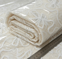 Tissu en dentelle tissée blanche avec broderie de sequins et nœuds épais pour vêtements de mariage européens/américains et du Moyen-Orient