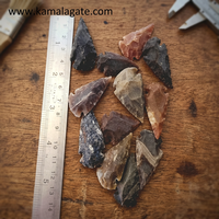 Pointes de flèche en agate faites à la main, forme triangulaire, imitation antique, pierre de collection, artisanat, art décoratif, thème mascotte