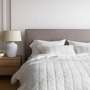 <span class=keywords><strong>Trapunta</strong></span> di Lusso in Puro Lino Naturale 100% Stonewashed, Elegante Copriletto Estivo Reversibile in Puro Lino <span class=keywords><strong>Francese</strong></span> - Product Image 1