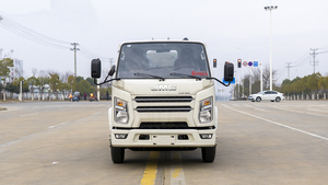 Camión Cisterna Verde JMC 4X2 Diésel en Venta Continua con Tanque de Agua de 5000L, Ancho de Aspersión de 15-30m, Motor Euro 6 - Product Image 4