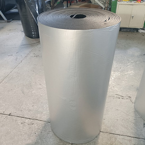 Rouleau de feuille d'aluminium auto-adhésif multifonctionnel insonorisé et ignifuge en <span class=keywords><strong>mousse</strong></span> de caoutchouc isolant et préservant la chaleur - Product Image 2