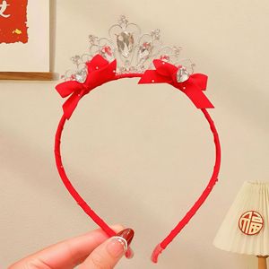 Nuova <span class=keywords><strong>Fascia</strong></span> per Capelli <span class=keywords><strong>Rossa</strong></span> con Corona per Bambina 2026, Accessorio per Capelli per Feste di Capodanno - Product Image 5