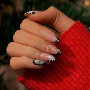 Uñas Postizas de Gel Suave con Diseño Francés Verde 3D, Venta al por Mayor, Alta Calidad, Reutilizables, Cortas, Almendradas, de Lujo, con Flores, Kit de Uñas Postizas - Product Image 1