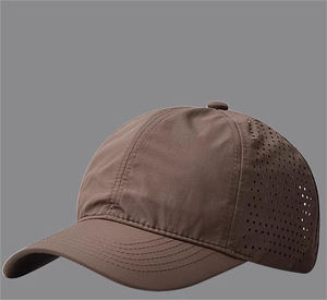 Casquette de baseball unisexe personnalisée de haute qualité à 6 panneaux, séchage rapide, bleu marine, avec logo PVC découpé au laser et perforations, style sportif et mode - Product Image 5