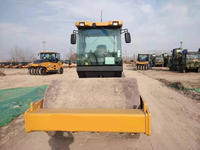 Rouleau compresseur vibrant diesel monocylindre TOP BRAND XS163J 6 tonnes 118KW haute efficacité