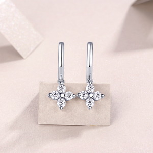 Orecchini a Cerchio da Donna ZhuangYee con Design Glider, in Argento Sterling 925 Placcato Oro Bianco 18K e Moissanite 0.8ct*2 Pezzi - Product Image 5