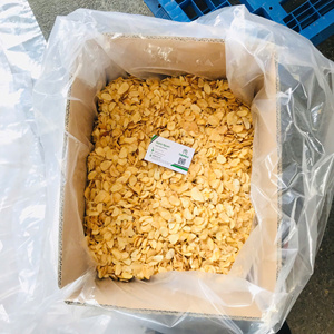 กระเทียมอบแห้งแบบเกล็ด ยี่ห้อ TINIMEX อายุการเก็บรักษา 1 ปี บรรจุภัณฑ์ 10 กก./ถุง ผลิตในเวียดนาม - Product Image 6