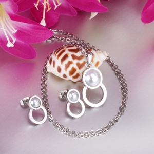 Wholesale Hot Selling Freshwater <b>Pearl</b> Shiny Stainless Steel Jewelry <b>Set</b> Bridal <b>Earrings</b> <b>Necklace</b> - Product Image 6