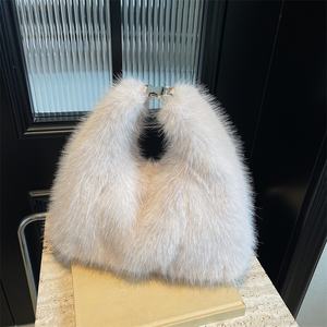 Nouvelle Pochette de Soirée Élégante pour Femme 2025, Sac à Main en Peluche Haut de Gamme avec Fermeture Éclair et Doublure en Polyester - Product Image 1