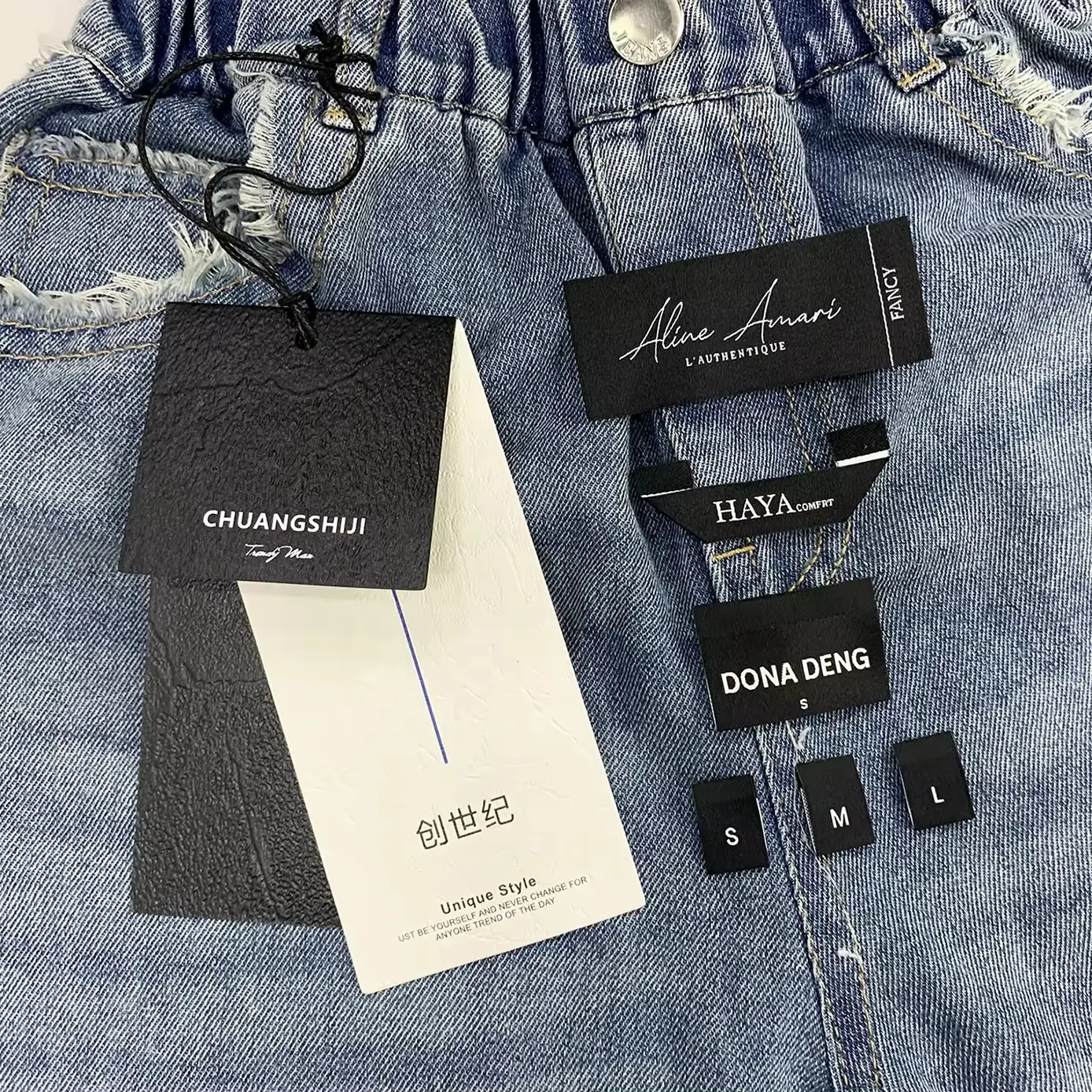 Etiqueta de papel para pendurar roupas, etiqueta Hangtag em papel para roupas, etiqueta de luxo personalizada para jeans, etiquetas penduradas para roupas