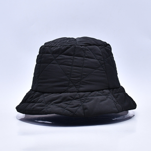 Chapeau de pêche en forme de seau avec logo personnalisé, chapeaux de pêche imperméables, chapeau de pêche en forme de seau matelassé chaud pour l'hiver, vente en gros - Product Image 5