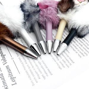 ปากกาลูกลื่นสำหรับเด็กปากกาลูกปัดพลาสติกขนกำมะหยี่พิมพ์ลายเสือดาวสีสันน่ารักแบบทำมือ - Product Image 4