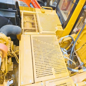 Excavadora Hidráulica de Orugas Caterpillar 330BL Usada, Original de Japón, con Peso Operativo de 30 Toneladas, en Stock - Product Image 6