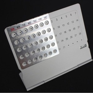 Regali di souvenir promozionali di lusso aziendale per il fornitore di metallo medicale calendario da tavolo perpetuo in lega di alluminio creativo personalizzato - Product Image 1
