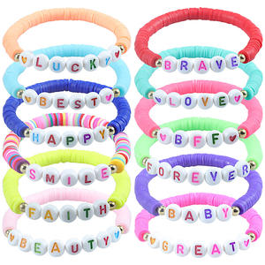 Bracelet d'<span class=keywords><strong>amitié</strong></span> bohème en perles de lettres en argile polymère souple élastique, lettres colorées, bracelet en perles fait main personnalisé pour femmes - Product Image 1