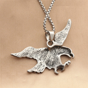 Collier pendentif aigle en acier inoxydable pour homme, style rétro punk, bijou animalier, cadeau 280468 - Product Image 2