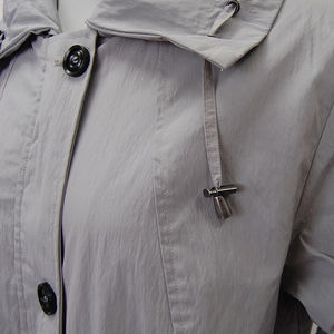 Женское длинное серое пальто с большими 4 отверстиями на пуговицах Женская куртка со стильной передней планкой - Product Image 3