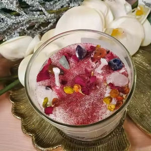 Bougie parfumée en cire de soja de luxe personnalisable avec cristaux, de haute qualité, à prix abordable, pour la Saint-Valentin, avec étiquette privée - Product Image 5