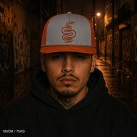 Casquette Trucker 5 Panneaux Vintage Personnalisée avec Broderie, Visière en Mousse et Filet, Style Urbain Chicano Côte Ouest, Vente en Gros