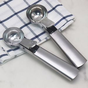 Cuchara para Hielo y Frutas de Calidad Premium, Elegante Herramienta de Acero Inoxidable para Postres - Product Image 4