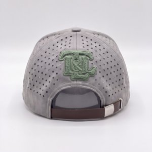 Gorras de 5 Paneles Personalizadas al por Mayor con Logotipo Bordado en Chenilla, Gorras de Gamuza Sintética, Fabricante de Gorras - Product Image 3