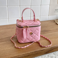 Mini sac à bandoulière matelassé en cuir PU pour femme avec boucle florale