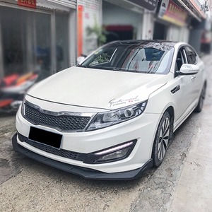 Kit de carrocería completo para Kia K5 2011-2015: Labio de parachoques delantero, faldones laterales, alerón, divisor, difusor y esquinas traseras. Accesorios para coche. - Product Image 1
