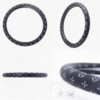 Housse de volant universelle de luxe en cuir PU noir monogrammé, élégante, antidérapante, durable et résistante à l'usure, accessoires de voiture