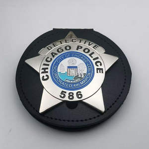 Badge de sécurité artisanal en métal personnalisé par HLC avec porte-badge en cuir et chaîne, badges de sécurité pour la décoration de fête - Product Image 1