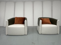 Sessel aus Echtleder und Stoff, Moderner Akzentstuhl, Wohnzimmer-Einzelsofa, Leder-Stoff-Mix Sessel, Luxuriöser Lounge-Sessel