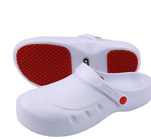 اختيار متعدد الأحجام جديد حذاء طاه مضاد للانزلاق آمن مانع للانزلاق منخفض قطع إصبع القدم من الفولاذ للجنسين أحذية الصيف والربيع والشتاء والخريف من المصنع - Product Image 1