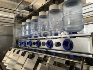 Tambor de barril grande completamente automático Línea completa de producción de agua mineral de 5 galones - Product Image 5