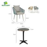 Chaise de salle à manger en aluminium avec sangles tressées aérées et coussin de siège moelleux, fauteuil de patio résistant aux intempéries, idéal pour projets hôteliers et contractuels