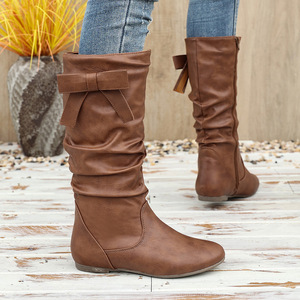 Bota Marrom Estilo Britânico Confortável com Pregas, Cano Alto, Cabedal em Poliuretano, Forro em Malha, Outono/Inverno/Primavera, Nova Chegada 2026, Lateral - Product Image 3