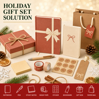 Carnet A5 personnalisé de Noël en papier cartonné rigide imprimé numériquement, avec couverture en lin, reliure cousue, ruban crème en terre cuite et nœud décoratif