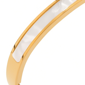 เครื่องประดับสุดหรูและเหนือกาลเวลา สร้อยข้อมือสแตนเลสตัวอักษร V ชุบทอง เครื่องประดับแฟชั่นสำหรับทุกเพศ - Product Image 6