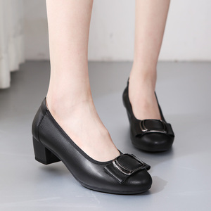 Talons hauts <span class=keywords><strong>en</strong></span> <span class=keywords><strong>cuir</strong></span> à semelle souple pour femmes de grande taille <span class=keywords><strong>chaussures</strong></span> de travail de bureau décontractées <span class=keywords><strong>pieds</strong></span> nus avec confort et durabilité - Product Image 3