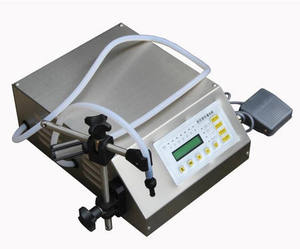 Machine de remplissage de liquides pour boissons gazeuses à commande numérique GFK 160/Machine de remplissage de liquides à commande numérique - Product Image 1