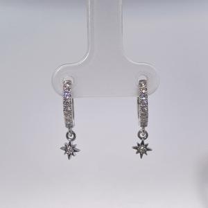 ต่างหูแบบติดหูสำหรับผู้หญิง ดีไซน์คลาสสิกทันสมัยจาก Tianyu Gems ผลิตจากทองเหลืองชุบทอง ประดับด้วยเพชรซิร์คอนและดาวแปดเหลี่ยม - Product Image 6