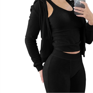 Conjunto Feminino de Três Peças com Colete de Veludo e Moletom para Climas Frios - Product Image 1