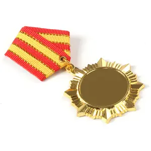 Grosir medali penghargaan logam kustom berlapis emas medali kotak kehormatan dan lencana