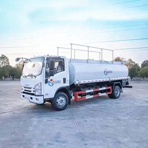 Camion de ravitaillement d'avions diesel 4x2 4x4 LHD RHD personnalisable Isuzu 6m³ 6cbm 6000L 6 tonnes pour ravitaillement d'hélicoptères - Product Image 2