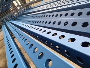 Jaula de Power Rack de Grado Comercial Personalizada para Gimnasios y Competiciones al Aire Libre, con Postes de 9, 12 y 15 pies - Product Image 4